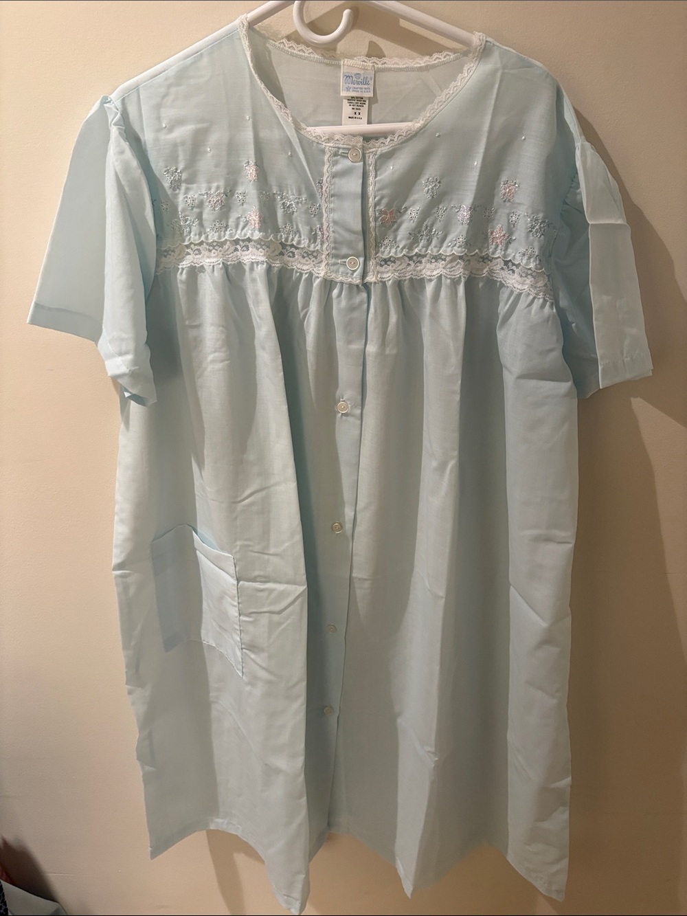 Classic Light Blue Button-Front Women's Nightgown with Lace Trim
